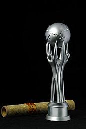 2D恐怖游戏《Silt》新增Switch版 6月发售